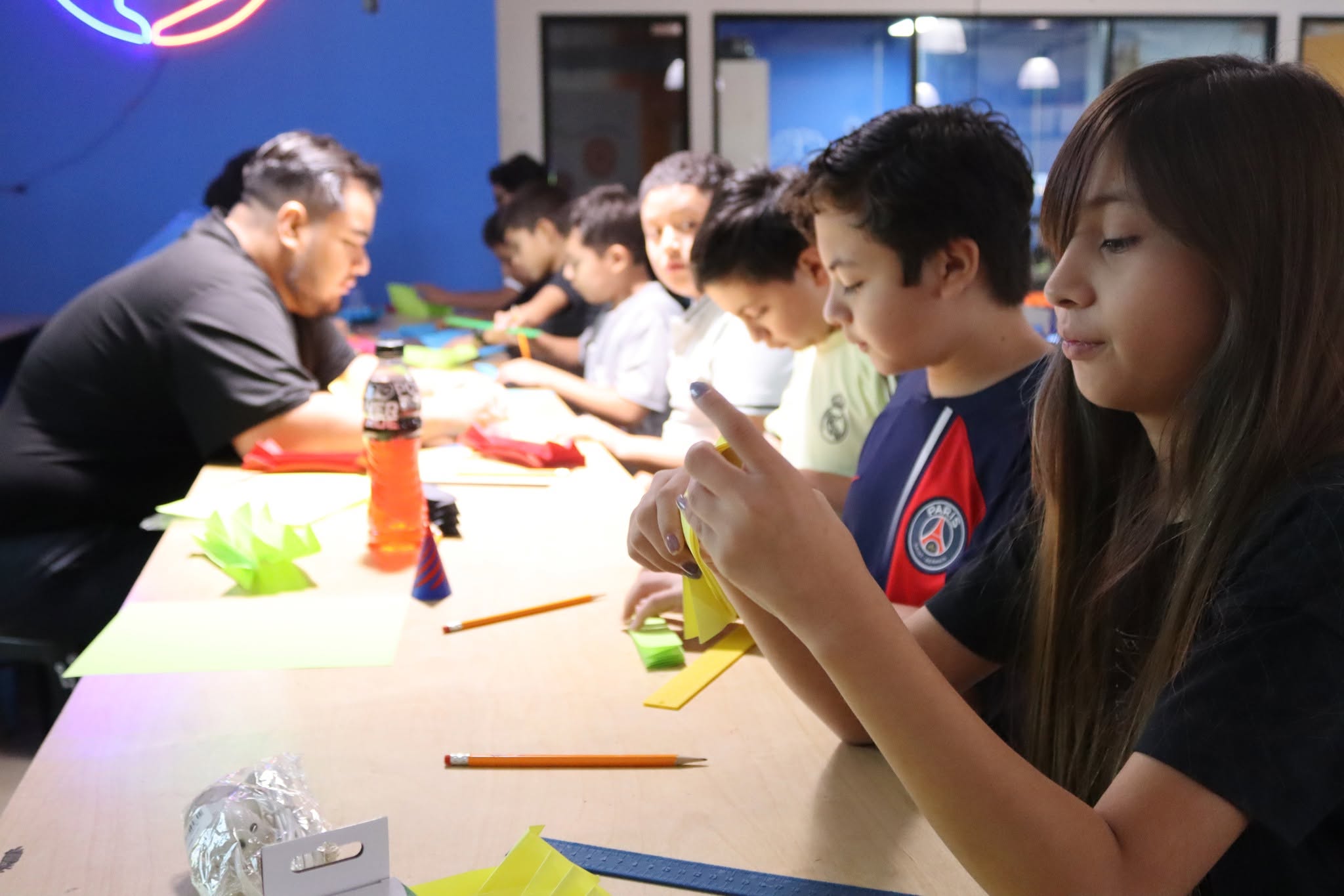 Ciencia, arte e imaginación: así vivimos nuestra STEAM Week en Fab Lab Juárez